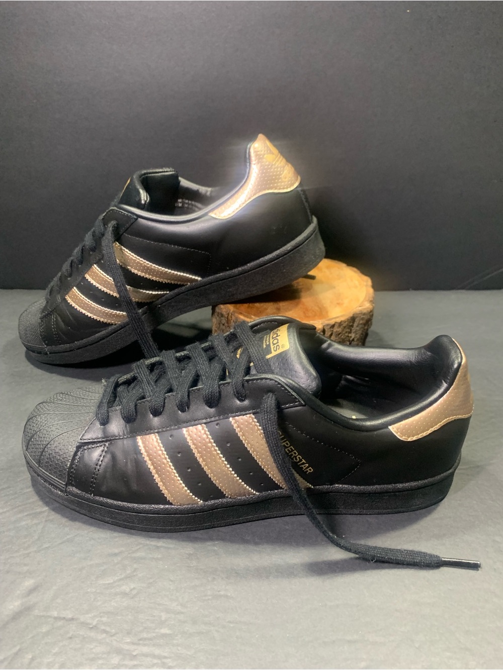 Adidas Original Superstar Women’s Black Rose Gold Leather Sneakers Shoe Size-9.5